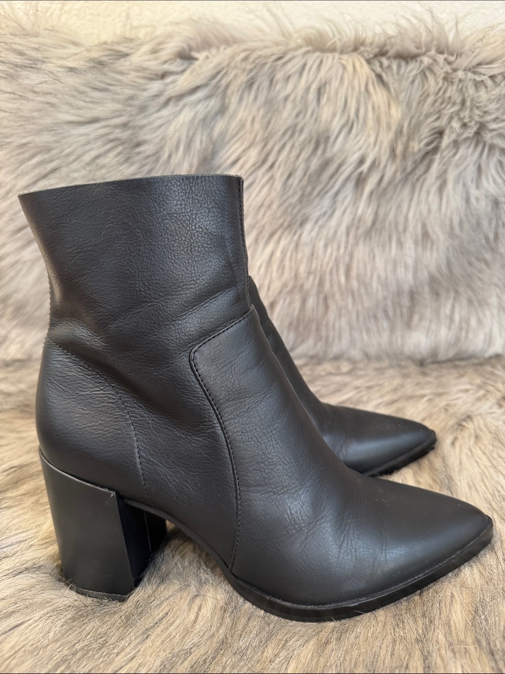 Tony Blanco Classic Black Leather Ankle Boots - Women's Size 6.5